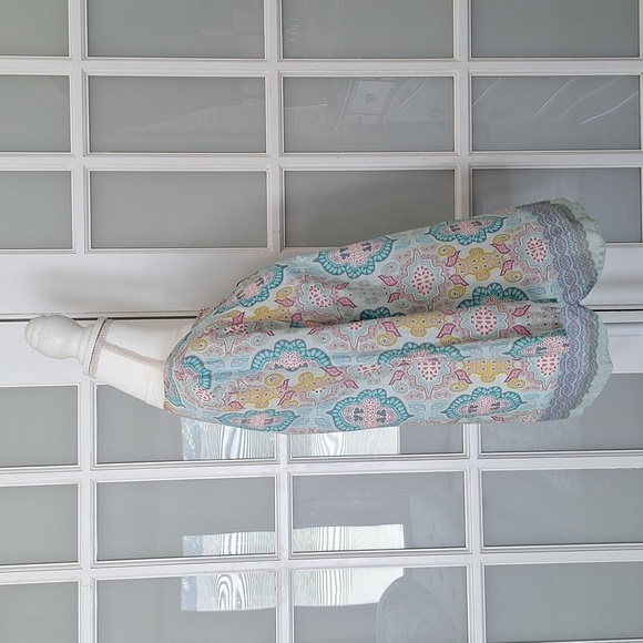 Talbots Moroccan Medallion Split Neck Tunic - Picture 3 of 14